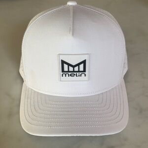 Melin White Cap